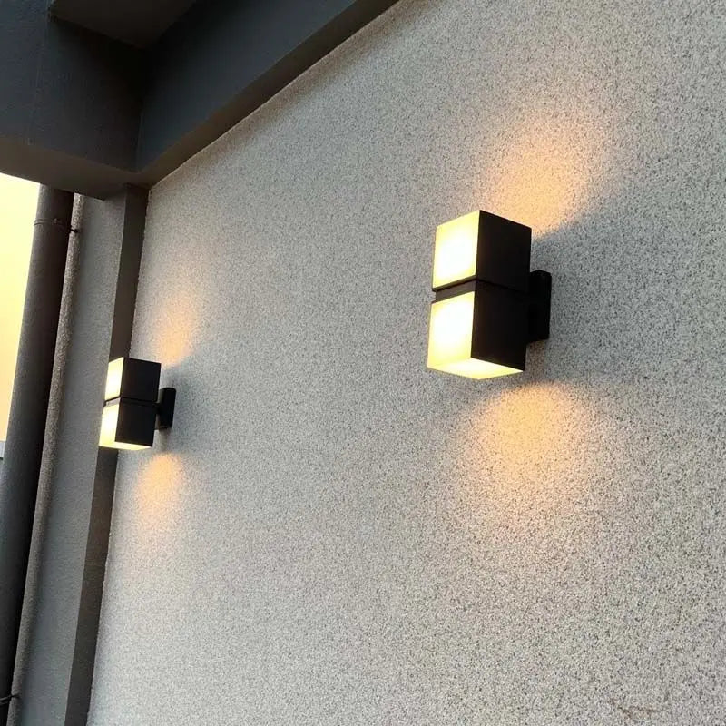 Aluminum LED Wall Light Outdoor Waterproof Minimalist Wall Lamp Door Pillars Warm White Garden Lamp (IP65 Rated)