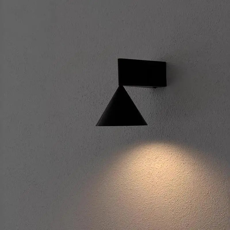 Italian High-End Designer Modern Aluminum Bedroom Bedside Wall Lamp Cone Geometric Design LED Light Source for Hotel Corridor